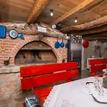 Amazing In Ferienhaus