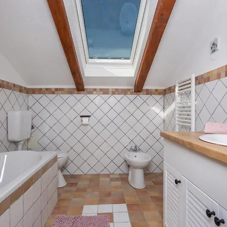 Stunning In With Outdoor Swimming Pool Feriehus *
